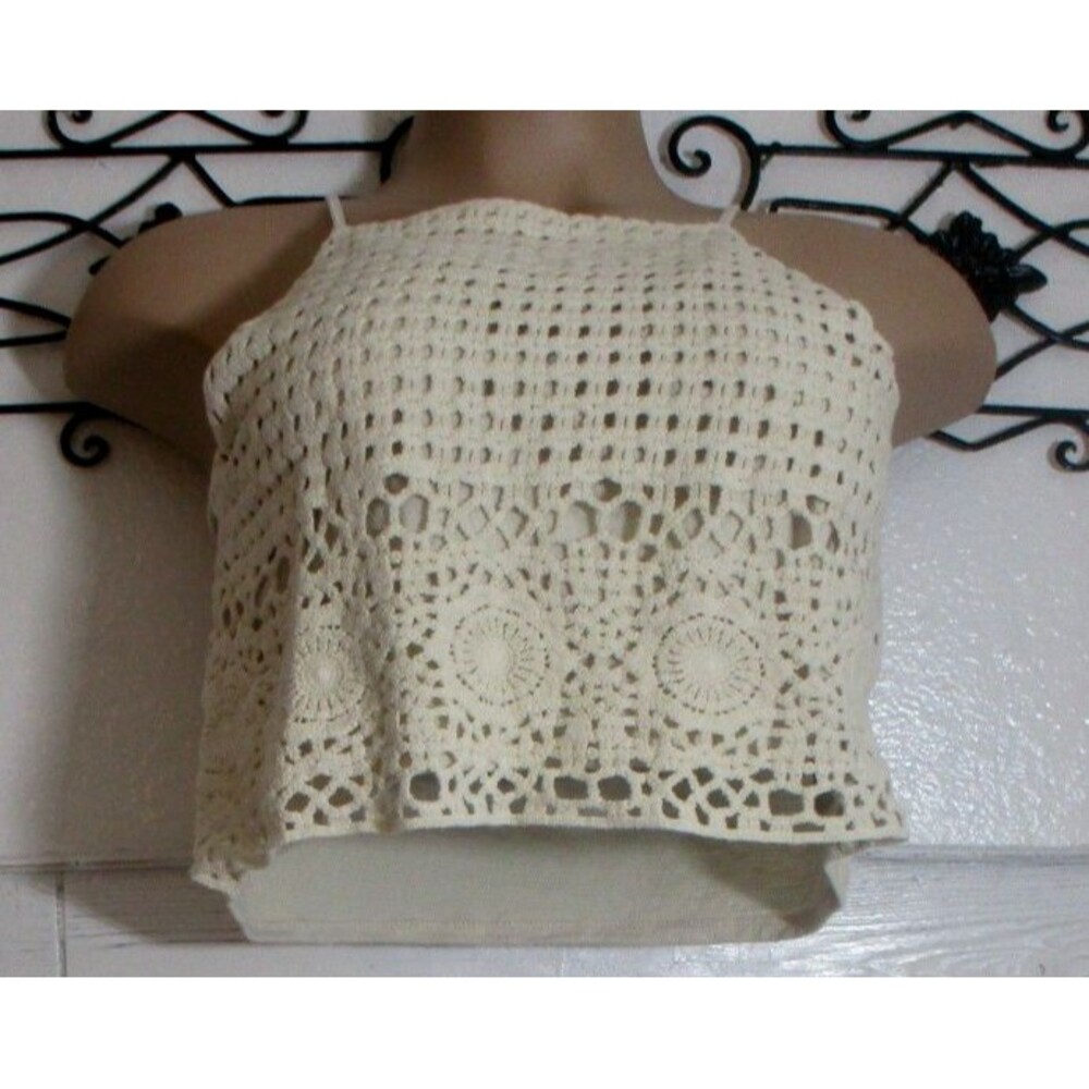 Love On A Hanger Women's Crop Top Size XL Sleeveless Beige
